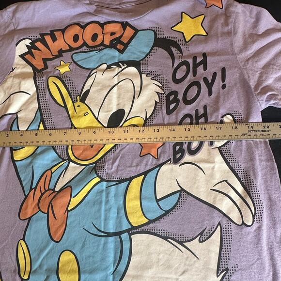 Disney Donald Duck Pose Women's T-Shirt - BoxLunch Exclusive Size XL - Picture 3 of 5